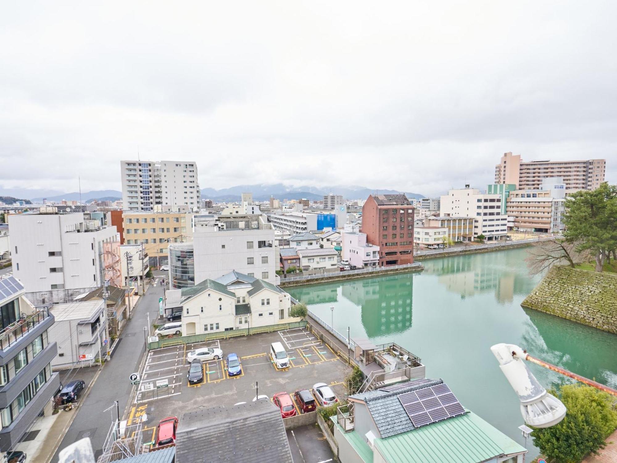 Hotel Fukui Castle - Vacation Stay 58696V Экстерьер фото